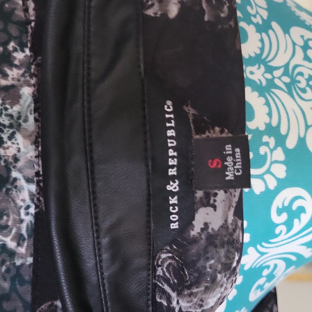 Rock & Republic shirt - Picture 10 of 11